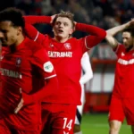 Drama di Baku: Twente Lolos ke Fase Liga Conference League Lewat Perlawanan Heroik