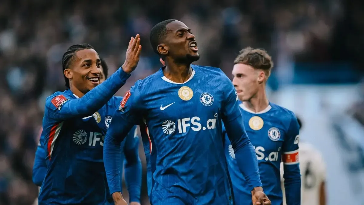 Drama Tujuh Gol di Stamford Bridge: Chelsea Libas Brighton 4-3 di Tengah Kontroversi Joao Pedro