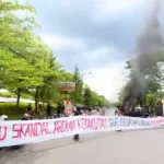Gowa Memanas: Kebijakan Bupati Gowa Picu Demonstrasi Massa dan Ancaman Lumpuhnya Layanan Publik