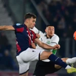 Drama di Renato Dall’Ara: Jay Idzes Tampil Heroik, Sassuolo Tertahan Imbang Bologna 2-2