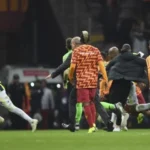 Drama Liga Super Turki: Fenerbahce Melaju, Galatasaray Tak Terbendung, dan Kabar Buruk dari Bintang Muda Turki