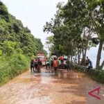Banjir Parah Membuat Akses Solok-Padang Lumpuh Total, Pengendara Diminta Cari Rute Alternatif demi Kelancaran