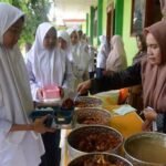Dulunya Antre Makan Gratis, Kini Ia Menjadi Triliuner di Dunia Teknologi Berkat Inovasi Berani
