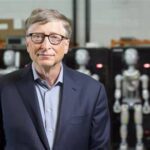 Bill Gates memperingatkan bahwa kecerdasan buatan dapat menggantikan pekerjaan kantor dan mengancam posisi buruh dengan pengalaman kurang dari lima tahun