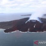 Pengalaman mendebarkan menyaksikan serta mendengar erupsi Anak Krakatau dari jarak dekat, foto dan video eksklusif