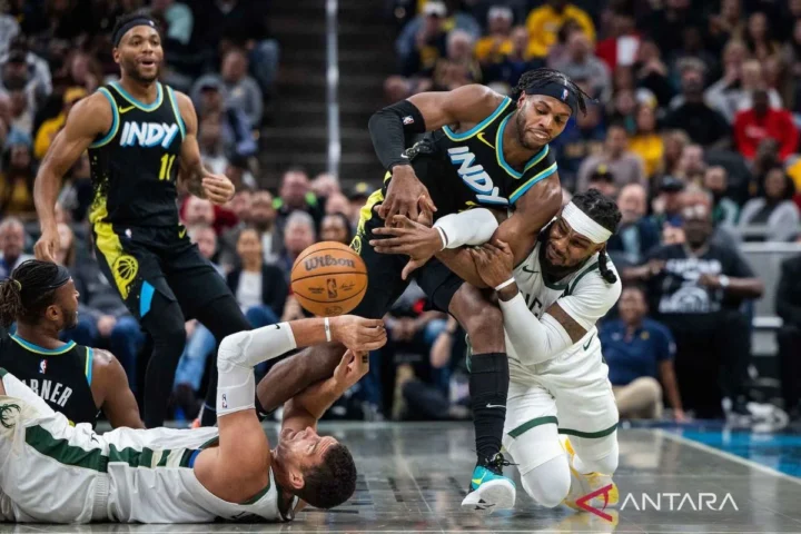 Akhiri Tren Buruk, Milwaukee Bucks Bangkit Hancurkan Pacers Lewat Dominasi Kuarter Keempat