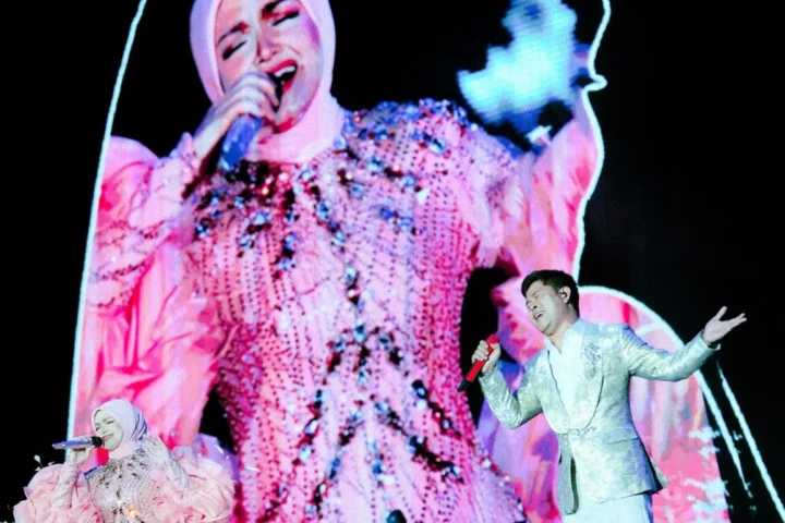 Antara Mimpi dan Kontroversi: Perjalanan Lesti Kejora di Konser Megah Siti Nurhaliza Malaysia