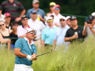 Antara Rehabilitasi dan Harapan Baru: Akankah Phil Mickelson Kembali ke PGA Tour?