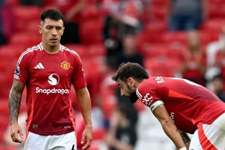 Badai di Old Trafford: Lisandro Martínez Minta Maaf Usai Kritik Keras Manajemen Manchester United
