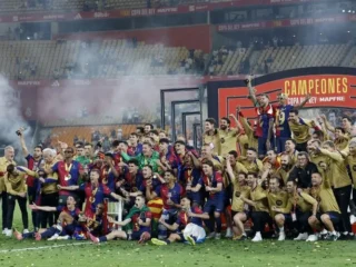 Barcelona Mengamuk di La Cartuja: Rekor Sembilan Kemenangan Beruntun dan Drama Kartu Merah