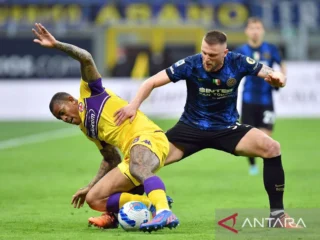 Comeback Dramatis di San Siro: Inter Milan Bungkam Fiorentina dan Rebut Takhta Serie A
