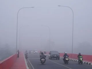 Darurat Kabut Asap Nasional: Palembang dan Jambi Masuk Level Berbahaya, Jakarta Terancam Polusi