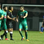 Derby Andalas Berdarah: PSPS Pekanbaru Bungkam Semen Padang, Nil Maizar Resmi Didepak!