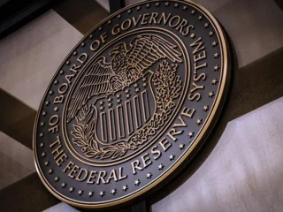 Dilema Kebijakan Moneter Global: Strategi Baru Bank Federal Reserve dan Dampaknya terhadap Pasar Dunia