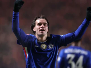 Dinamika Bursa Transfer Cruz Azul: Antara Rumor Bintang Chivas, Dilema Penyerang, dan Prioritas Perpanjangan Kontrak