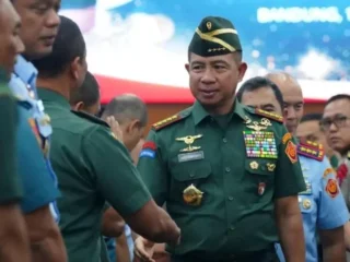 Dinamika Nasional: Dari Transformasi Seragam TNI hingga Strategi Industri dan Ekspansi Global
