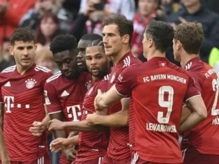 Dominasi Bayern di Bundesliga: Kemenangan Telak Atas Leipzig dan Debat Panas Masa Depan Kiper Utama