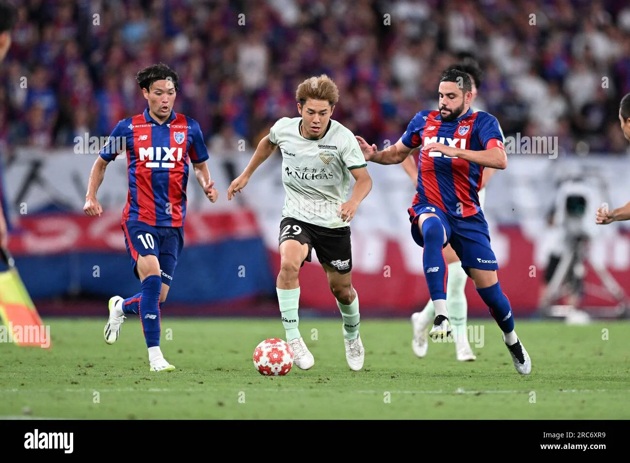 Dominasi Total di Derby Tokyo: FC Tokyo Hancurkan Tokyo Verdy 4-0!