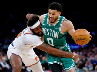 Drama dan Dominasi: Jayson Tatum Bawa Celtics Tekuk Knicks di Tengah Kontroversi Mitchell Robinson