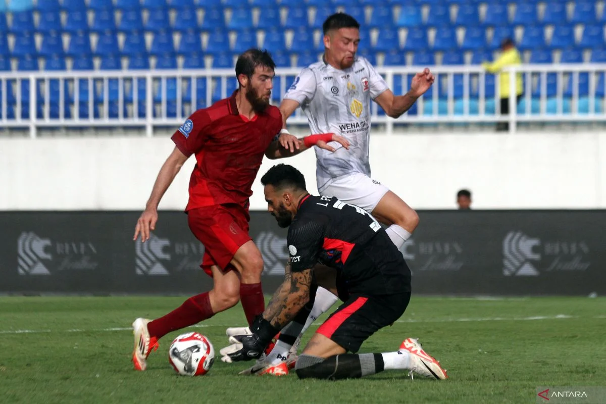 Drama Enam Gol di Pamekasan: Madura United Gagal Amankan Tiga Poin Usai Ditahan Imbang Bhayangkara FC