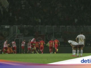 Drama Pakansari: Gol Injury Time Adam Alis Bungkam Garudayaksa, Dominik Holec Tak Berdaya