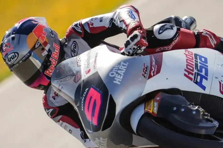 Drama Phillip Island: Veda Ega Pratama Kehilangan Pole Position Akibat Cuaca Buruk, Kini Bidik Kebangkitan di Sepang