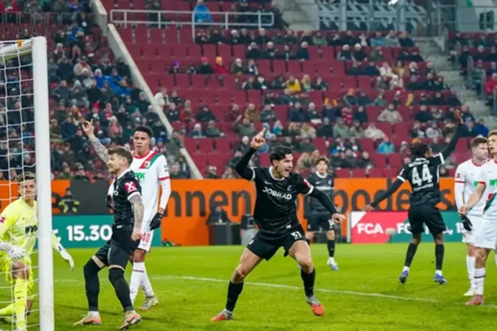 Drama Tujuh Gol dan Empat Penalti: Elversberg vs Augsburg Berakhir 'Gila' di Bundesliga