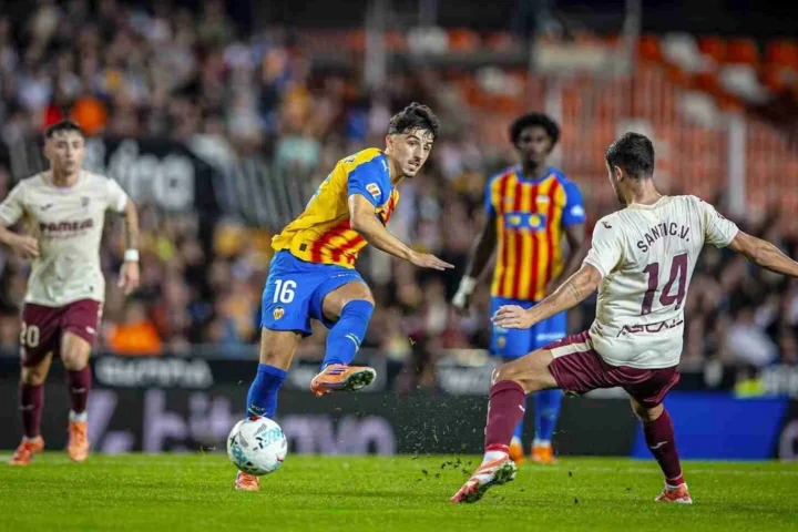 Duel Hidup Mati di Mestalla: Valencia vs Villarreal Berebut Poin Krusial LaLiga