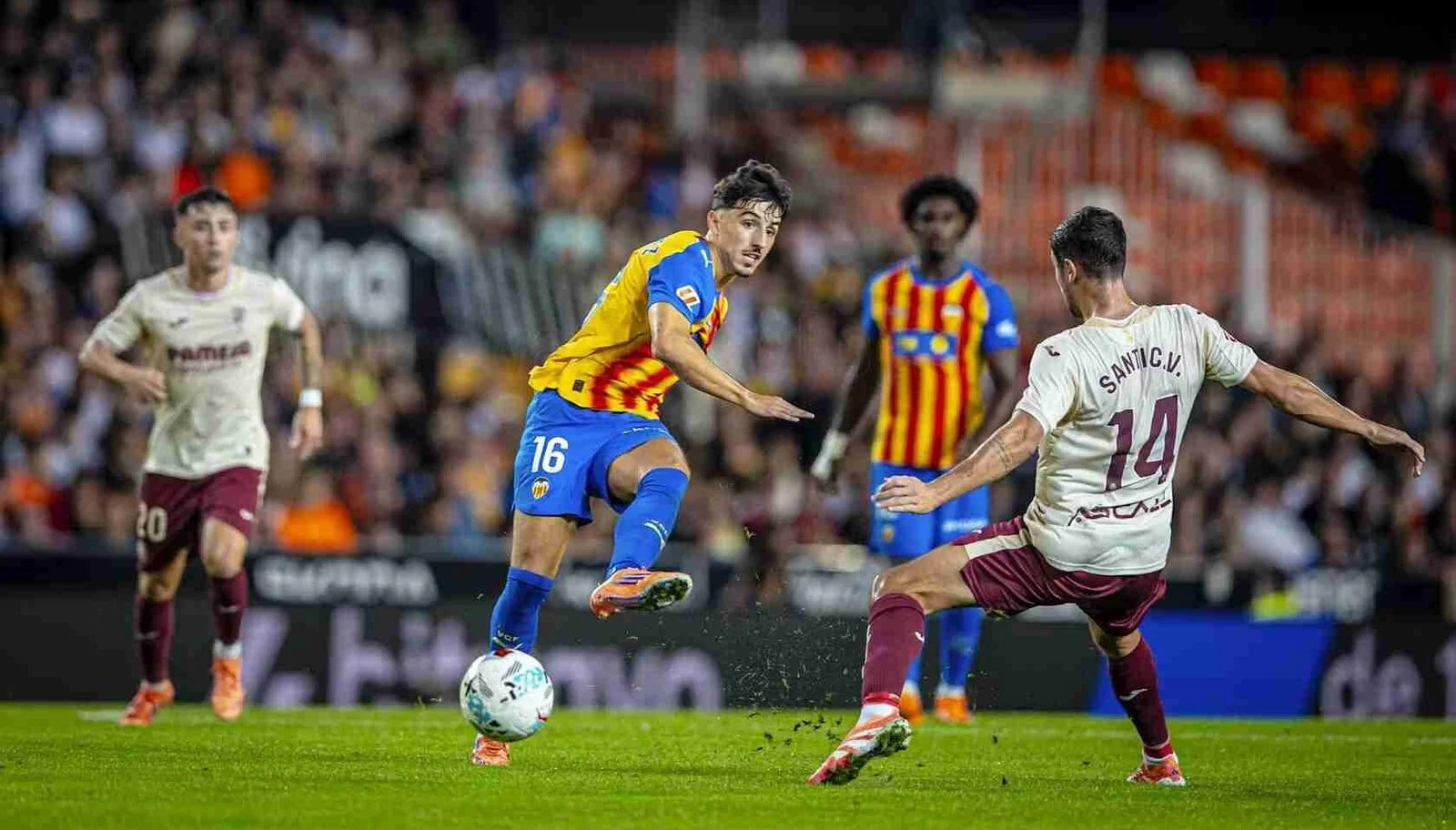 Duel Hidup Mati di Mestalla: Valencia vs Villarreal Berebut Poin Krusial LaLiga