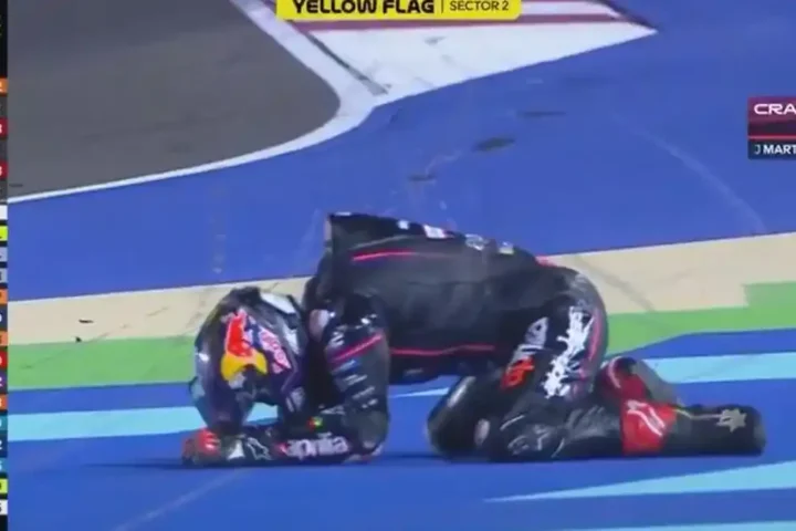 Duel Maut di Sepang: Marc Márquez Pimpin Klasemen, Jorge Martín Bertaruh Nyawa dengan Tulang Patah
