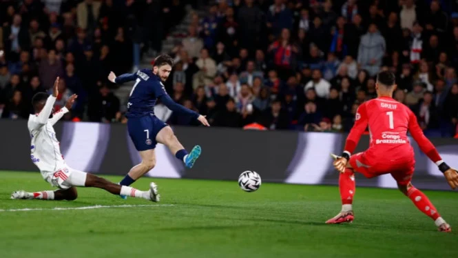 Duel Puncak Ligue 1: PSG vs Lyon Terancam Terhambat Kerusuhan di Paris