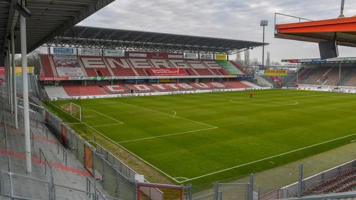 Duel Sengit di LEAG Energie Stadion: Energie Cottbus Tahan Imbang Sang Pemuncak Nürnberg