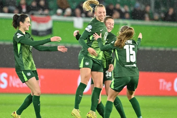 Ella Peddemors Menggila! VfL Wolfsburg Hajar Köln 3-0 dan Terus Incar Takhta Juara