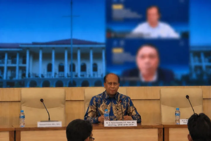 Era Baru Kelistrikan Nasional: Mengenal Suroso Isnandar, Sosok Teknokrat yang Resmi Menjabat Dirut PLN