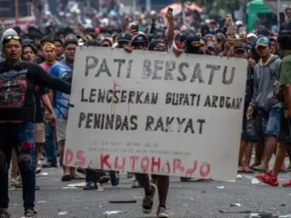 Eropa Membara: Gelombang Protes Kenaikan Biaya Hidup Picu Kerusuhan Massal di Berbagai Negara