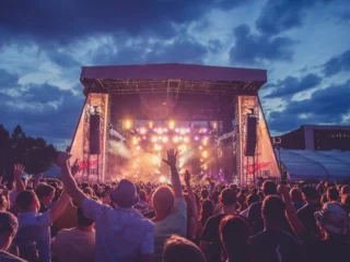 Fenomena ACL di Berbagai Belahan Dunia: Dari Proyek Infrastruktur Raksasa hingga Festival Musik yang Ekstrem