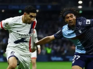 Hakimi Mengamuk! Hat-trick Gemilang Bawa PSG Hancurkan Le Havre dan Kokoh di Puncak Klasemen