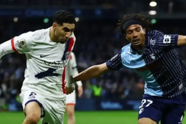 Hakimi Mengamuk! Hat-trick Gemilang Bawa PSG Hancurkan Le Havre dan Kokoh di Puncak Klasemen
