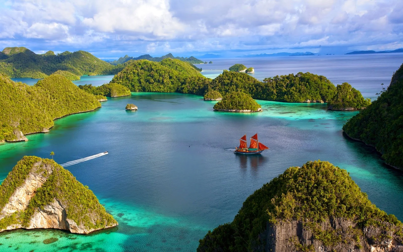 Indonesia Siaga: Gempa Magnitudo 4,9 Guncang Bali, Kabut Asap Kendari, hingga Ancaman Kekeringan Ekstrem