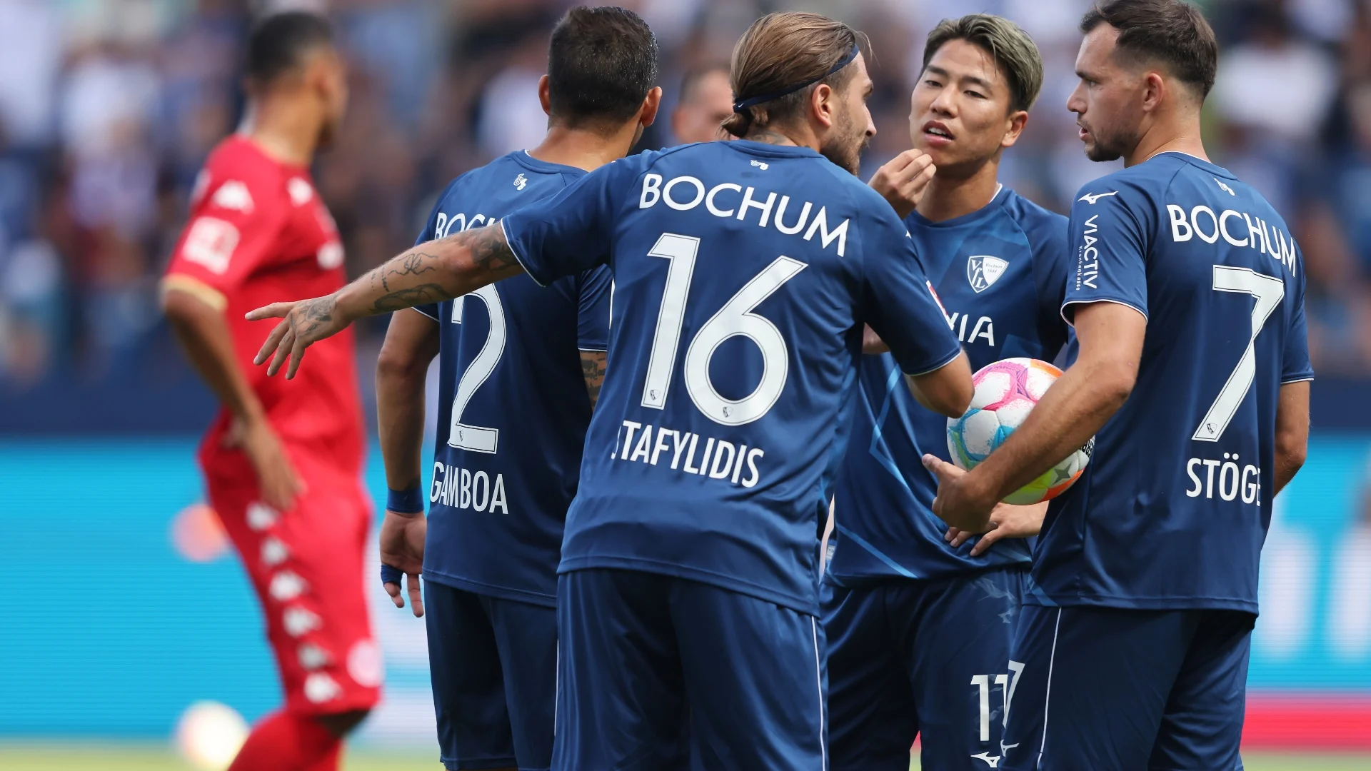 Keajaiban DFB-Pokal: VfL Bochum Tumbangkan Mainz 05, Namun Cedera Berat Wittek Jadi Kabar Pahit