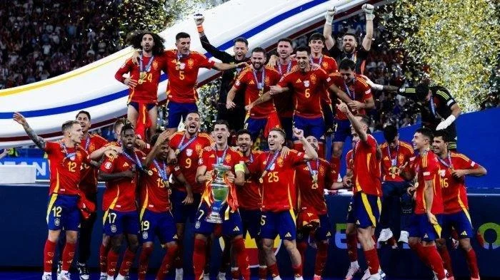 Kebangkitan Fran García: Dari Desa Kecil Bolaños Hingga Menjadi Andalan Baru Timnas Spanyol