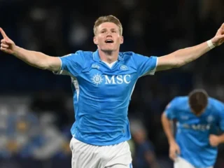 Kebangkitan Scott McTominay di Napoli: Antara Dominasi Lapangan dan Rumor Transfer ke Premier League