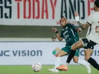 Kebangkitan Super Elang Jawa: PSS Sleman Hancurkan PSM Makassar 3-0 di Maguwoharjo