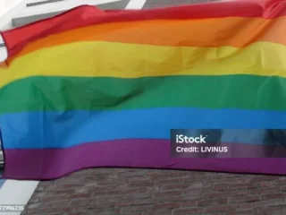 Kontroversi Pengibaran Bendera Pelangi di Parlemen Belanda: SGP Melakukan Perlawanan Sengit