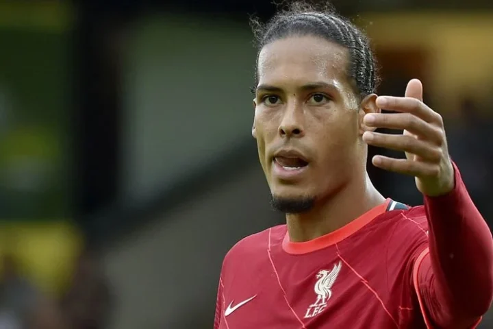 Krisis Kepemimpinan di Anfield: Virgil van Dijk Berjuang di Tengah Badai Skandal dan Cedera