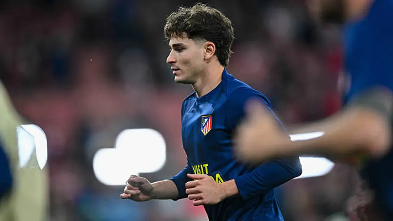 Masa Depan Julian Alvarez: Antara Ambisi Barcelona, Ancaman Arsenal, dan Kebangkitan di Atletico Madrid