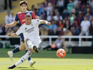 Mbappé Menggila di Camp Nou: Cetak Doubel, Redam Barcelona, dan Capai Rekor Bersejarah!