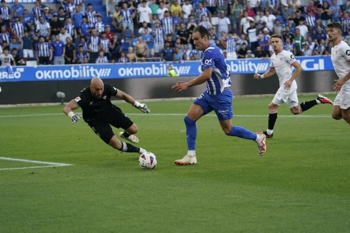 Mendizorroza Bergejolak: Deportivo Alavés Terjebak Krisis Performa Meski Berhasil Menahan Imbang Málaga