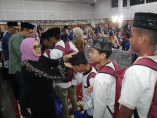 Menyapa Fajar di Kota Pahlawan: Harmoni Ibadah dan Kedekatan Polri dalam Tradisi Subuh Surabaya