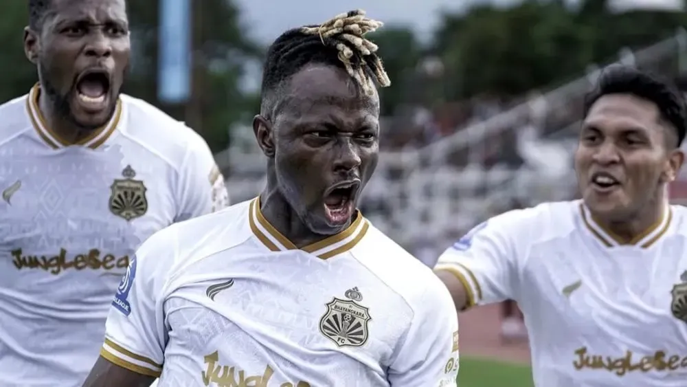 Misi Mencuri Poin di Pamekasan: Mampukah Magis Moussa Sidibe Selamatkan Bhayangkara FC dari Terjangan Madura United?